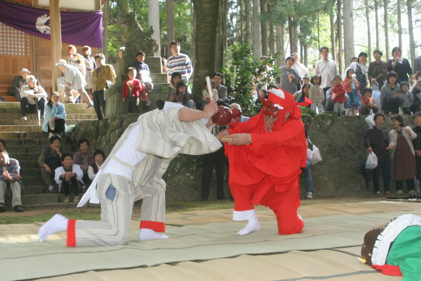 木本領家里神楽